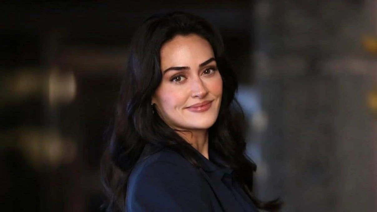 A.B.İ. dizisi için daha önce Esra Bilgiç’le görüşülmüş! Ünlü oyuncunun reddettiği tüm diziler reyting rekoru kırdı