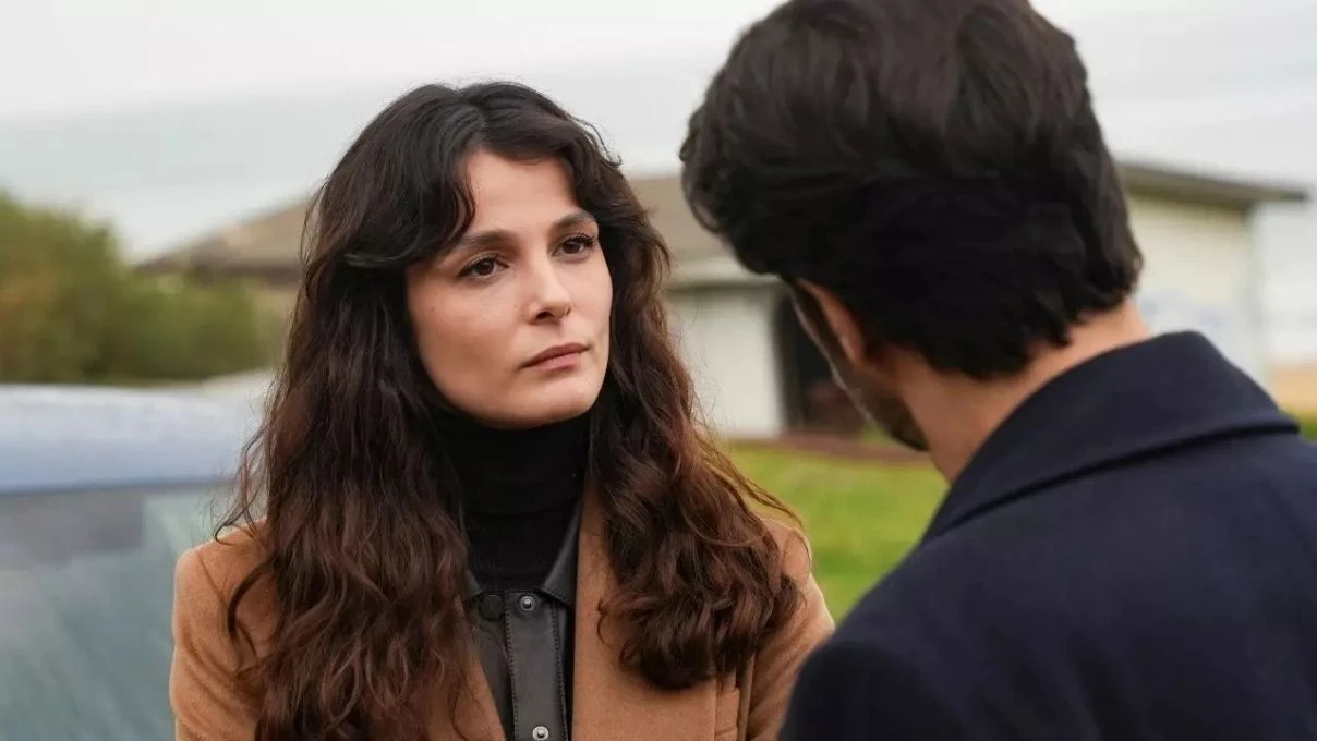 
Eşref Rüya dizisinde büyük yüzleşme! Eşref, Rüya’sına kavuşuyor
