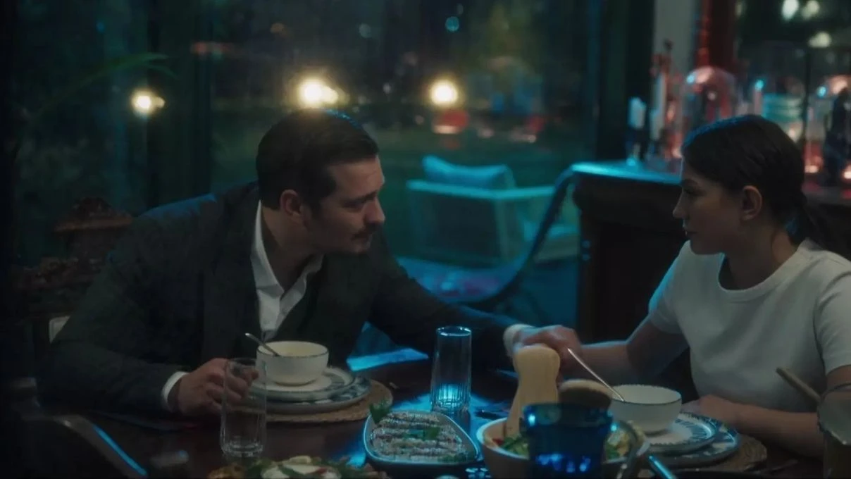 
Eşref Rüya dizisinde büyük yüzleşme! Eşref, Rüya’sına kavuşuyor
