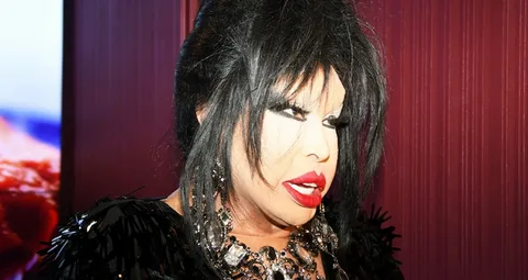 Bülent Ersoy'un serveti kime kalacak? Bülent Ersoy'un çocuğu var mı? 11 i 6 1