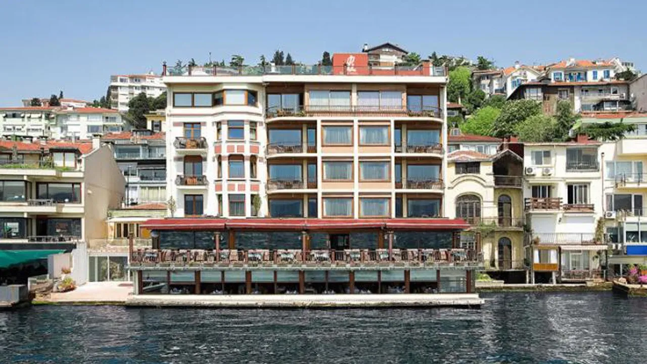 Bebek Otel nerede? Bebek Otel kimin? 8 istanbulbogazindakibebekotelicinyikimkarariciktivkzccoverjpgwebp 1752063482093