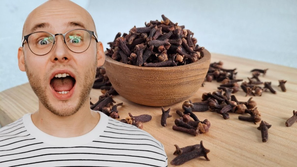 Ağzınızda 10 dakika karanfil bekletin! Bağırsaklardan ağız kokusuna kadar