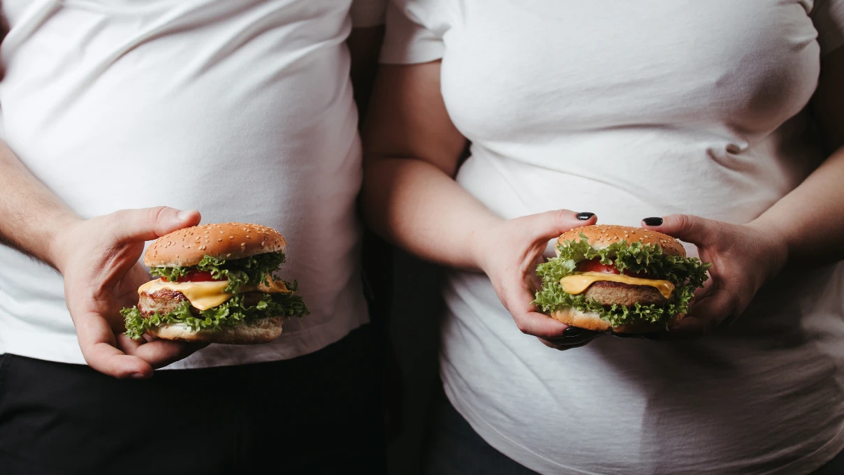 Erkeklere oranla kadınlar daha zor kilo veriyor! Peki neden? 5 kilolu kadin erkek 2