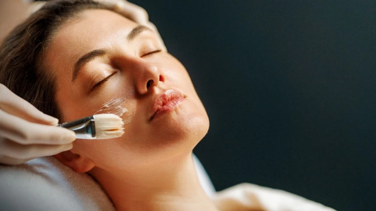 Medikal cilt temizliği nedir, kimlere yapılır? Medikal cilt temizliği öncesi nelere dikkat edilmeli?