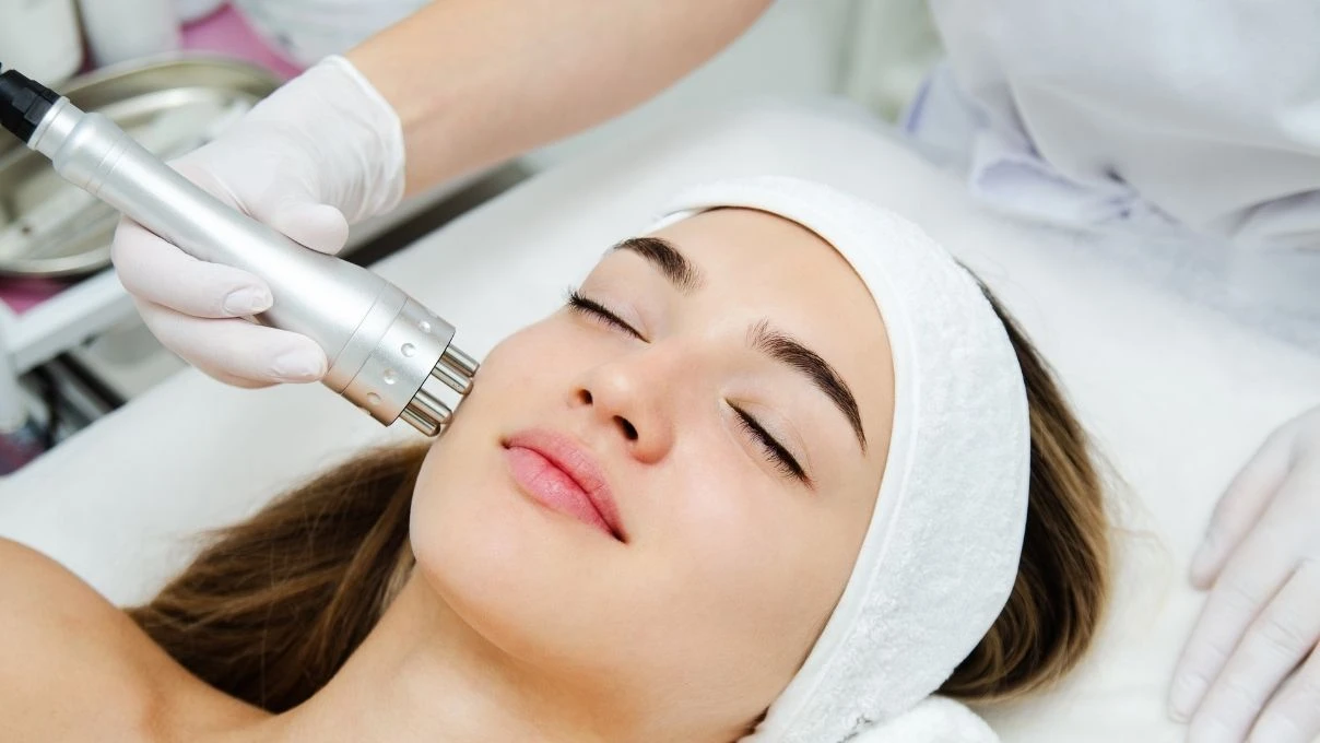 Medikal cilt temizliği nedir, kimlere yapılır? Medikal cilt temizliği öncesi nelere dikkat edilmeli?