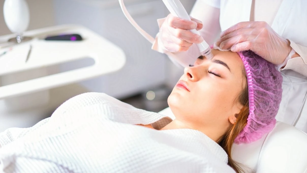 Medikal cilt temizliği nedir, kimlere yapılır? Medikal cilt temizliği öncesi nelere dikkat edilmeli?