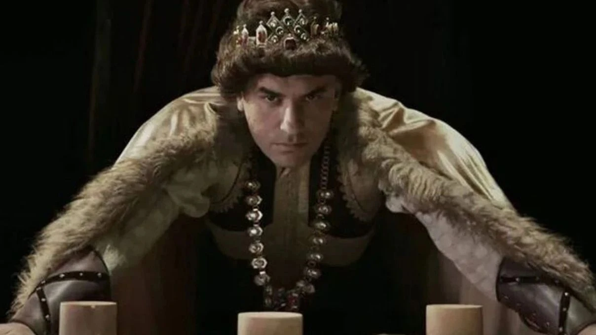 Çağlar Ertuğrul Prens dizisinin 4. sezonunda var mı? Prens 4. sezon oyuncuları kim olacak?