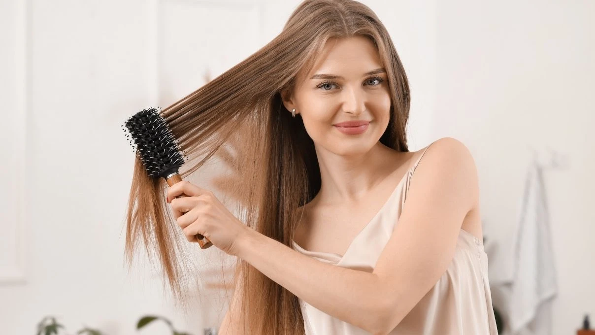 Saçları saç maşası kullanmadan doğal yolla bukle yapın! Antik çağlardan kalma yöntem 6 Saçları saç maşası kullanmadan doğal yolla bukle yapın! Antik çağlardan kalma yöntem