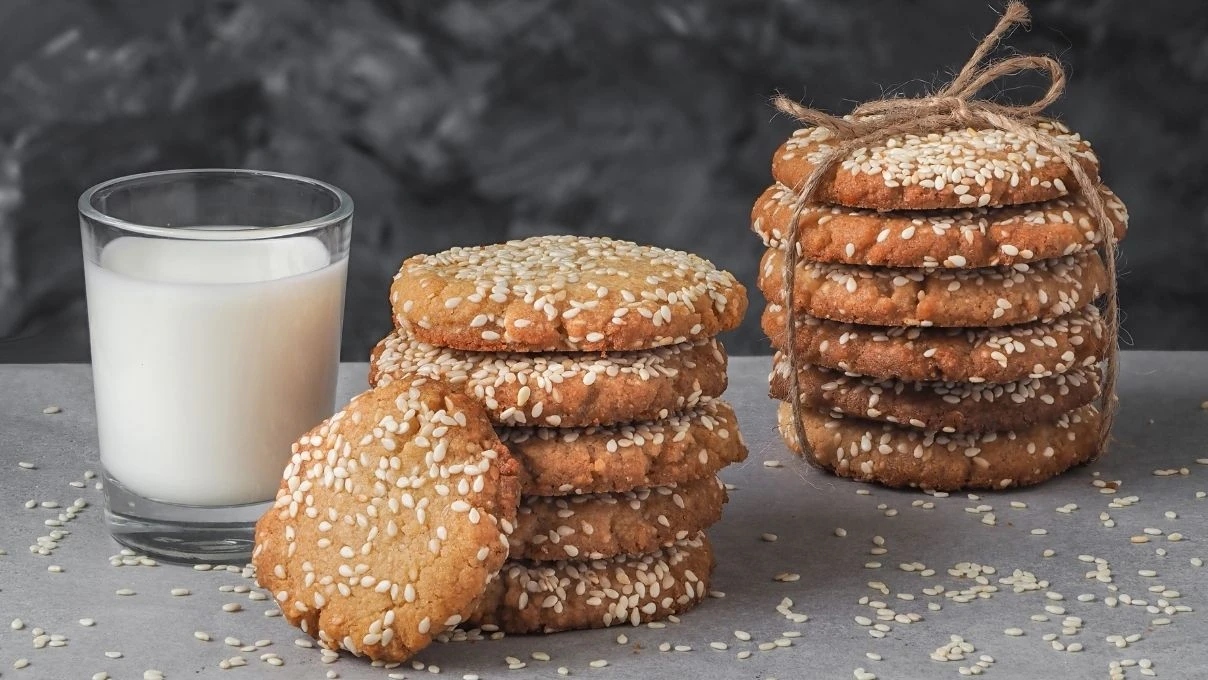 Helva tadında tahinli kurabiye! Tüm sülale sizde toplanacak 