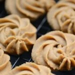 Helva tadında tahinli kurabiye! Tüm sülale sizde toplanacak