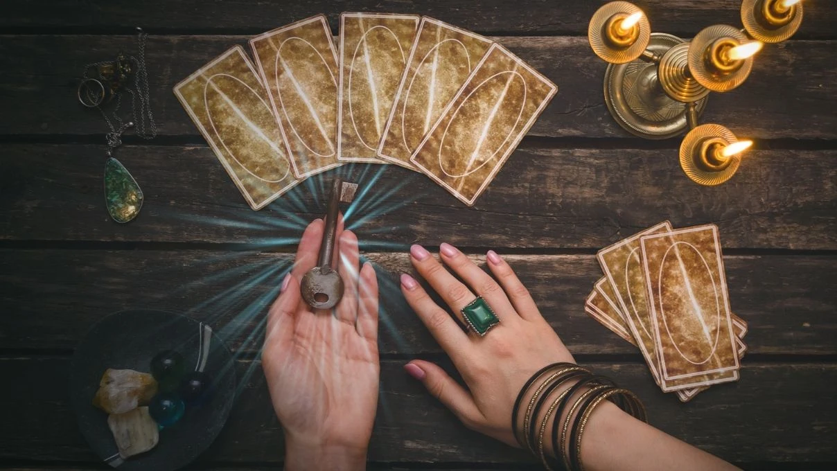 Günlük tarot kart açılımı 30 Ocak 2026! Odak dağılırken güçlü irade ortaya çıkacak 