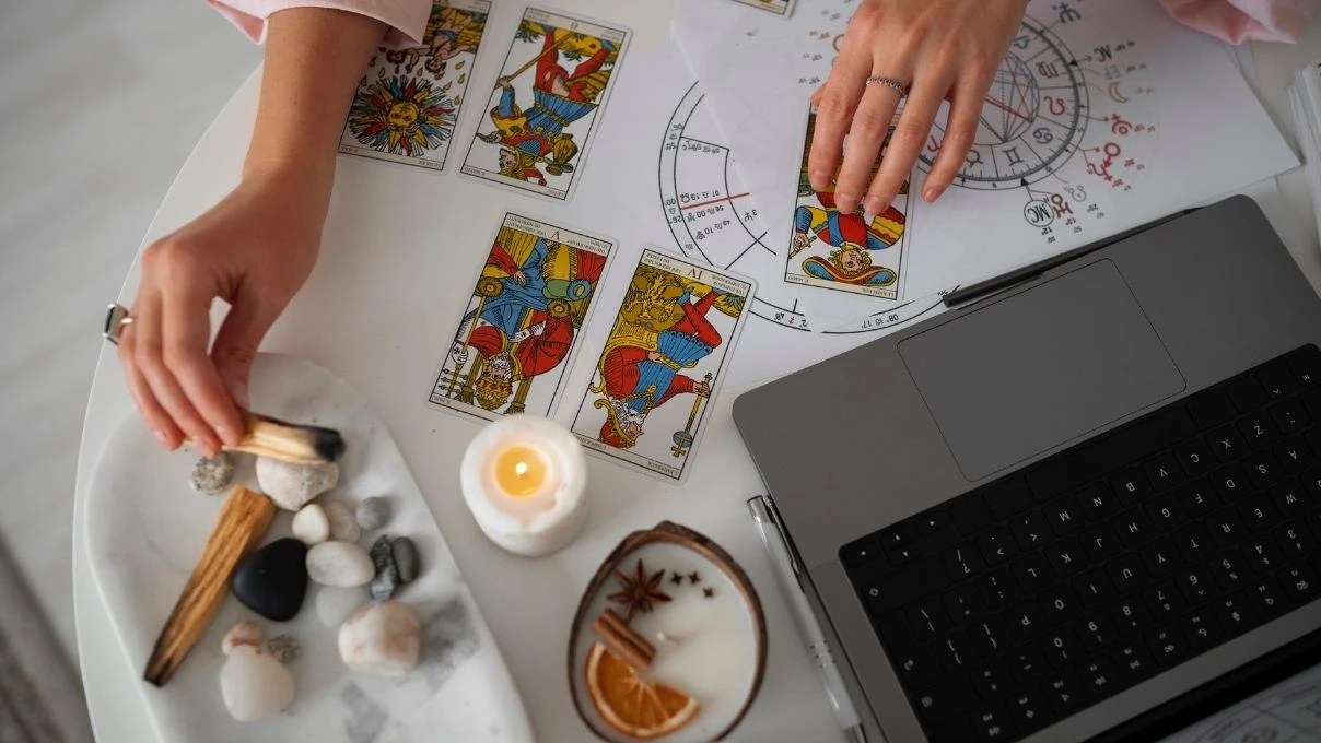 Günlük tarot kart açılımı 30 Ocak 2026! Odak dağılırken güçlü irade ortaya çıkacak 