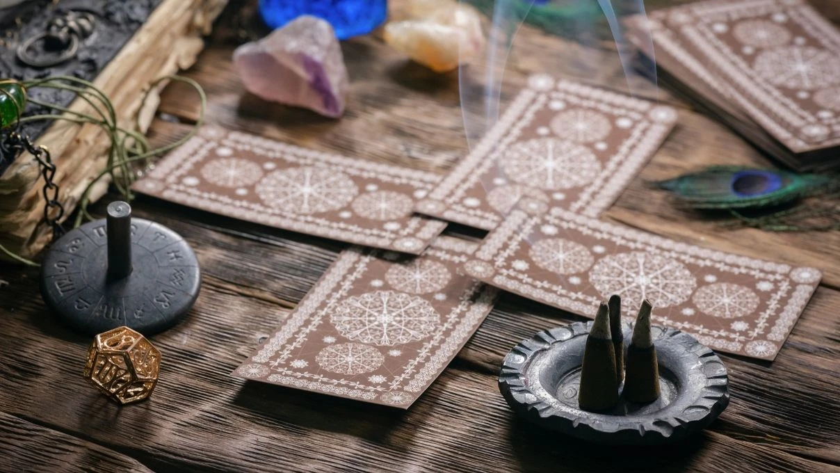 Günlük tarot kart açılımı 9 Ocak 2026! Bugün istediklerinize dikkat edin