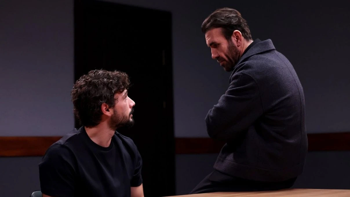 Yeraltı dizi müziği kim söylüyor? Yeraltı dizi müziklerini kim yapıyor? 7 Yeraltı dizi müziği kim söylüyor? Yeraltı dizi müziklerini kim yapıyor?