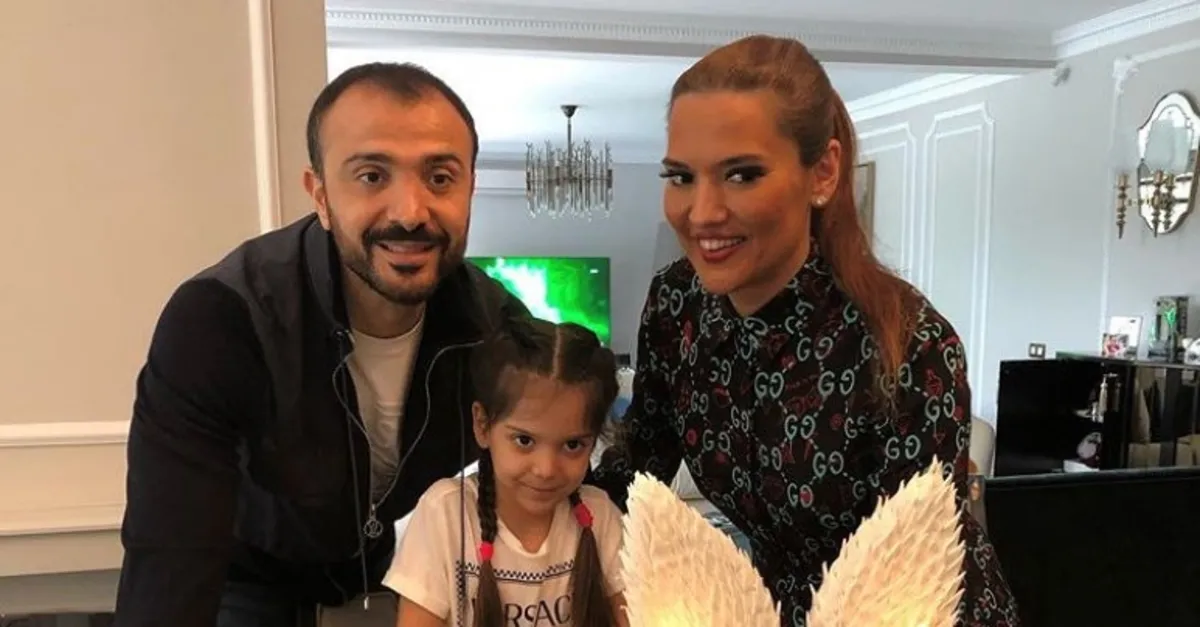 1200x627 demet akalin kizi hiraya ogretmen tutup okulu eve getirdi ogretmene odeyecegi parayi acikladi 1599142694805