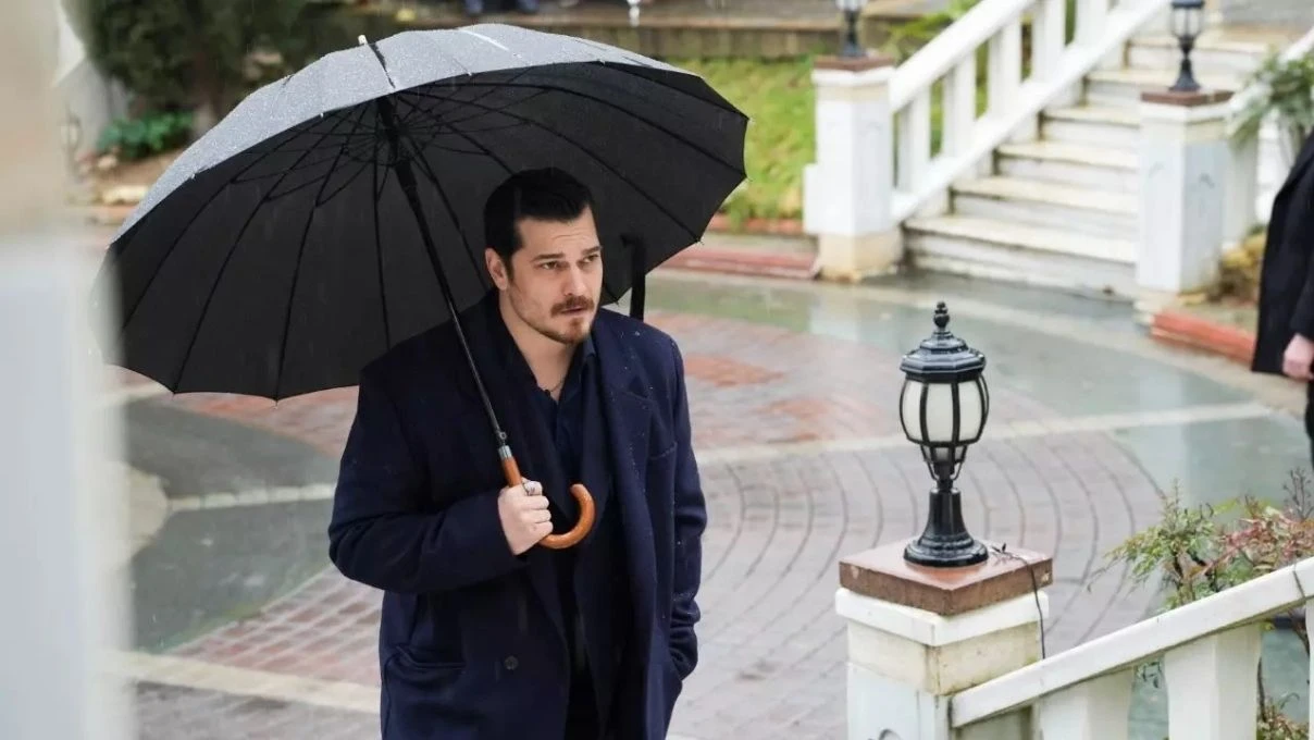 Eşref Rüya 34. bölüm fragmanı yayınlandı! Nisan’ın muhbirliği ortaya çıkıyor, Eşref çıldırıyor