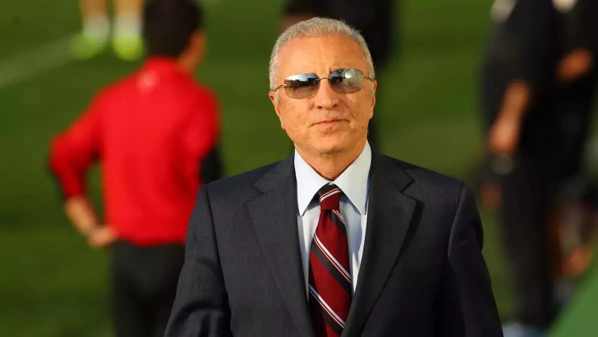 Ünal Aysal neyin sahibi? Ünal Aysal kimdir, kaç yaşında?