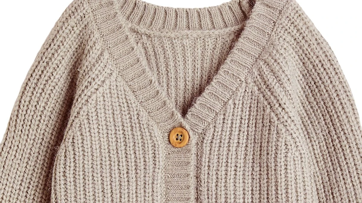 Gömlek üstüne tiril tiril ince tığla yapılan örgü hırka modelleri 2026! 