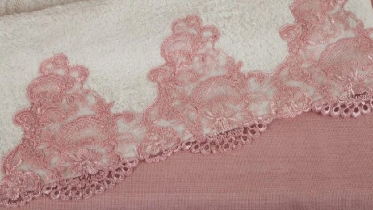 Dantel havlu ve yastık kenarı örgü modelleri 2026!