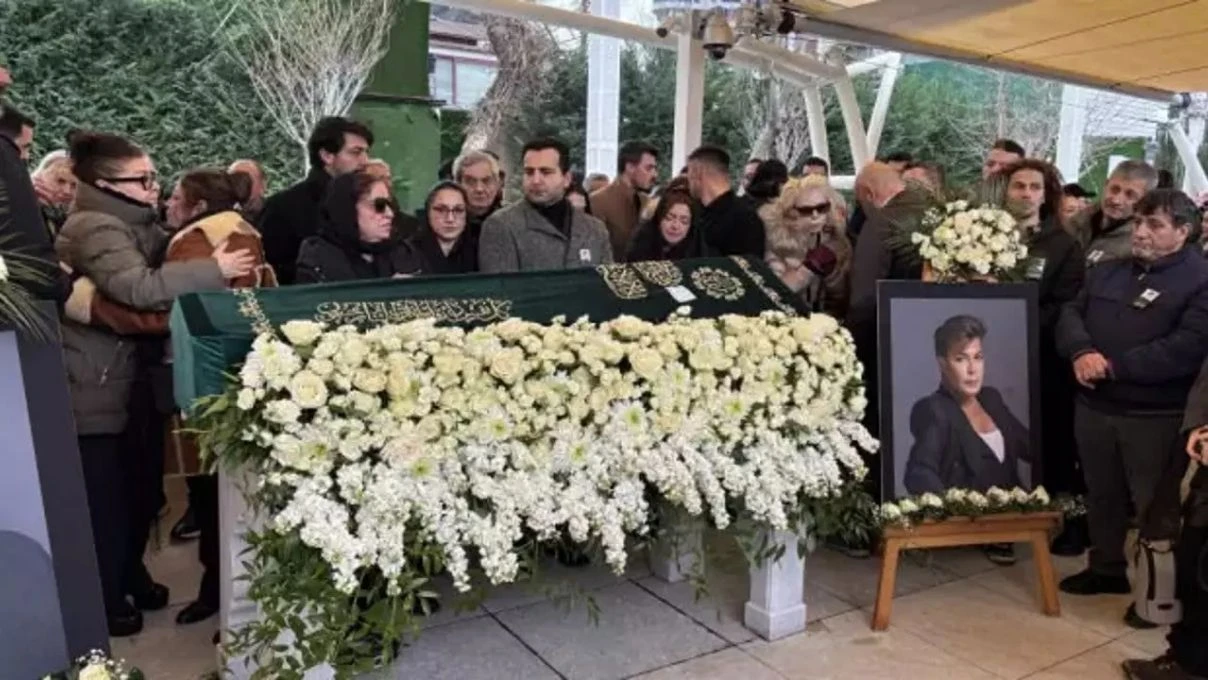 Şarkıcı Hatice’den Fatih Ürek’in ablası hakkında şaşırtan açıklama! Hortumcu... 