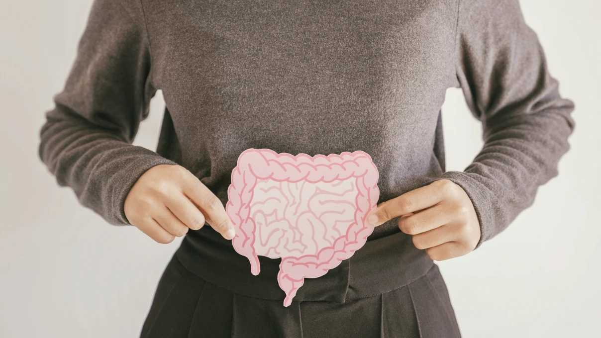 Sindirim sorununa doğal çözüm! Büşra Çalışkan'dan bağırsak temizleyici kür tarifi 6 Asli 2026 02 23T154622.148