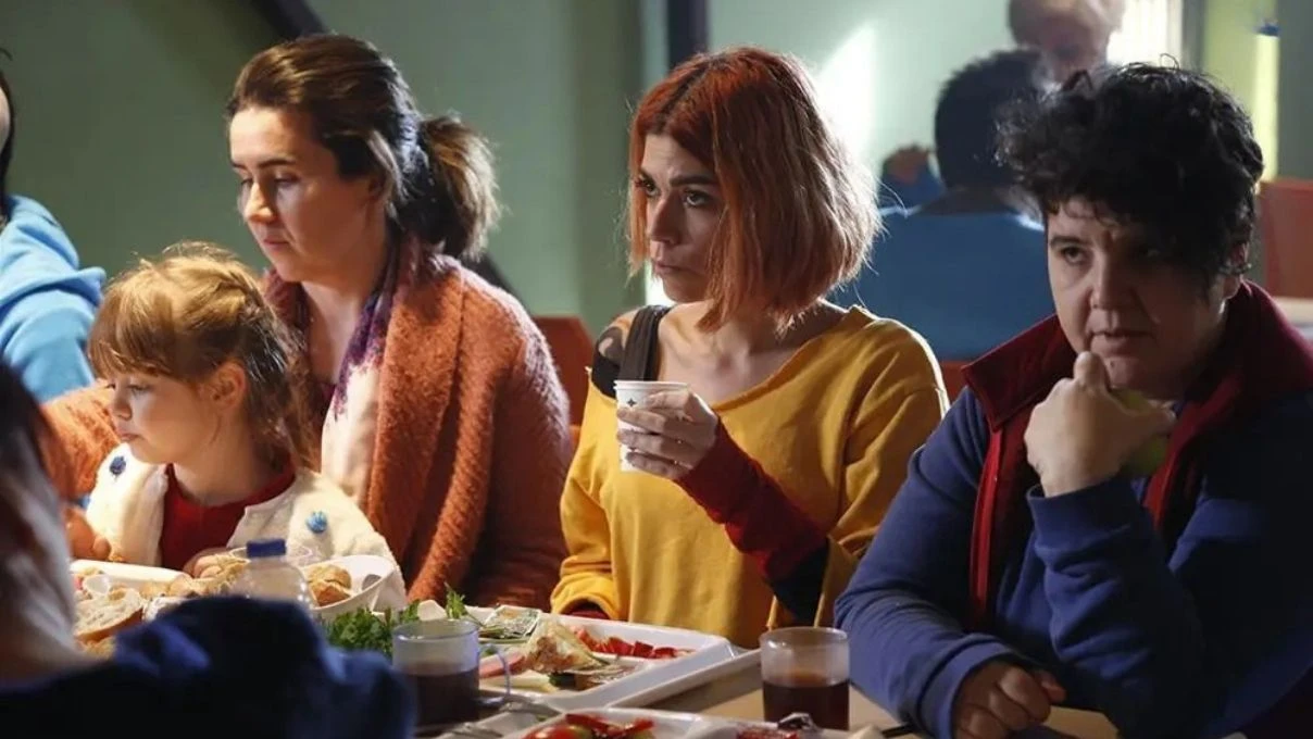 Avlu dizisi için çalışmalar rafa kalktı! Avlu dizisi yayınlanmayacak mı?