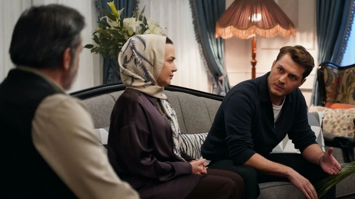 Aynı Yağmur Altında dizisi Hümeyra kim? Aynı Yağmur Altında Hümeyra'yı kim oynuyor?