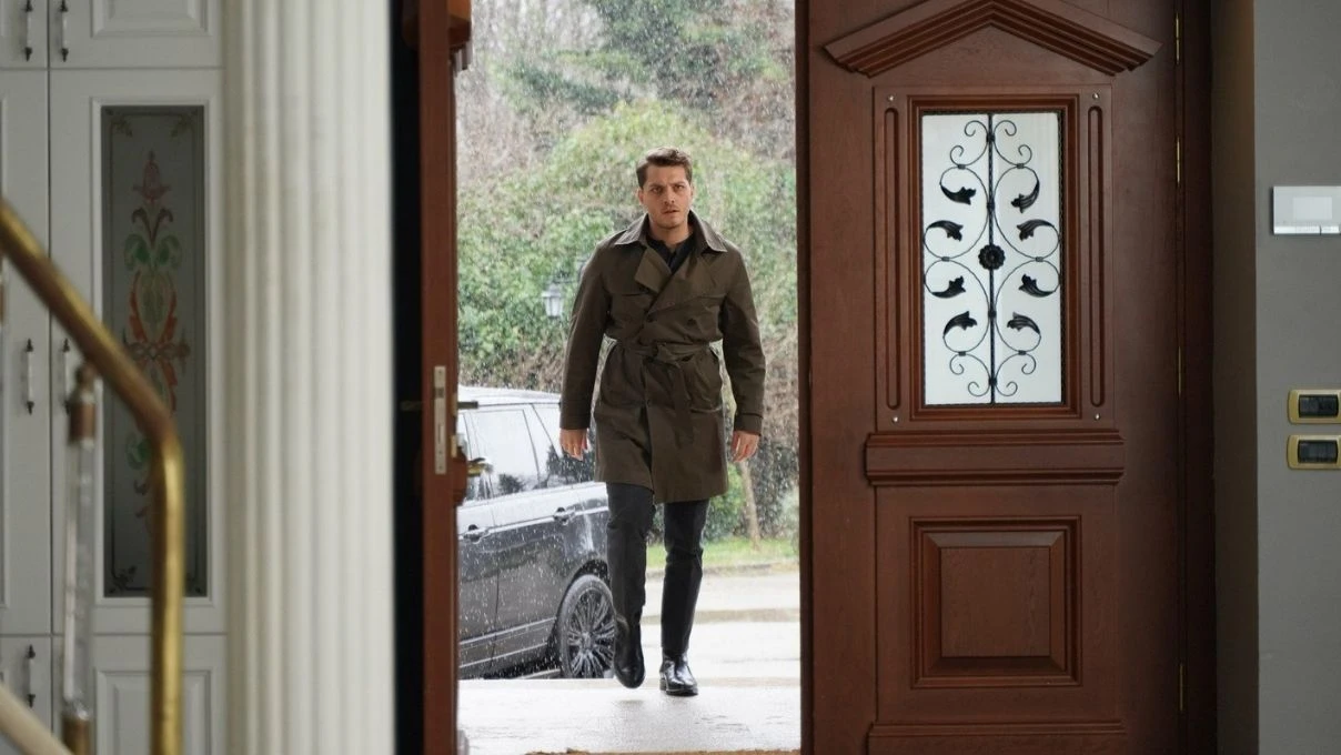 Burak Tozkoparan kimdir, kaç yaşında? Burak Tozkoparan hangi dizide oynuyor?