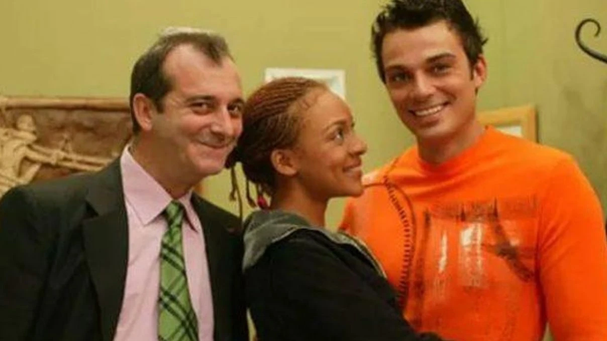 Defne Joy Foster’ı ölüm yıl dönümünde rol arkadaşı unutmadı! Sihirli Annem’in Yavuz’u Jess Molho sosyal medya hesabından paylaştı