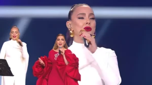 Ebru Gündeş Riyad’da rüzgar gibi esti! “Gönlümün Efendisi” hem Türkçe hem Arapça seslendirildi