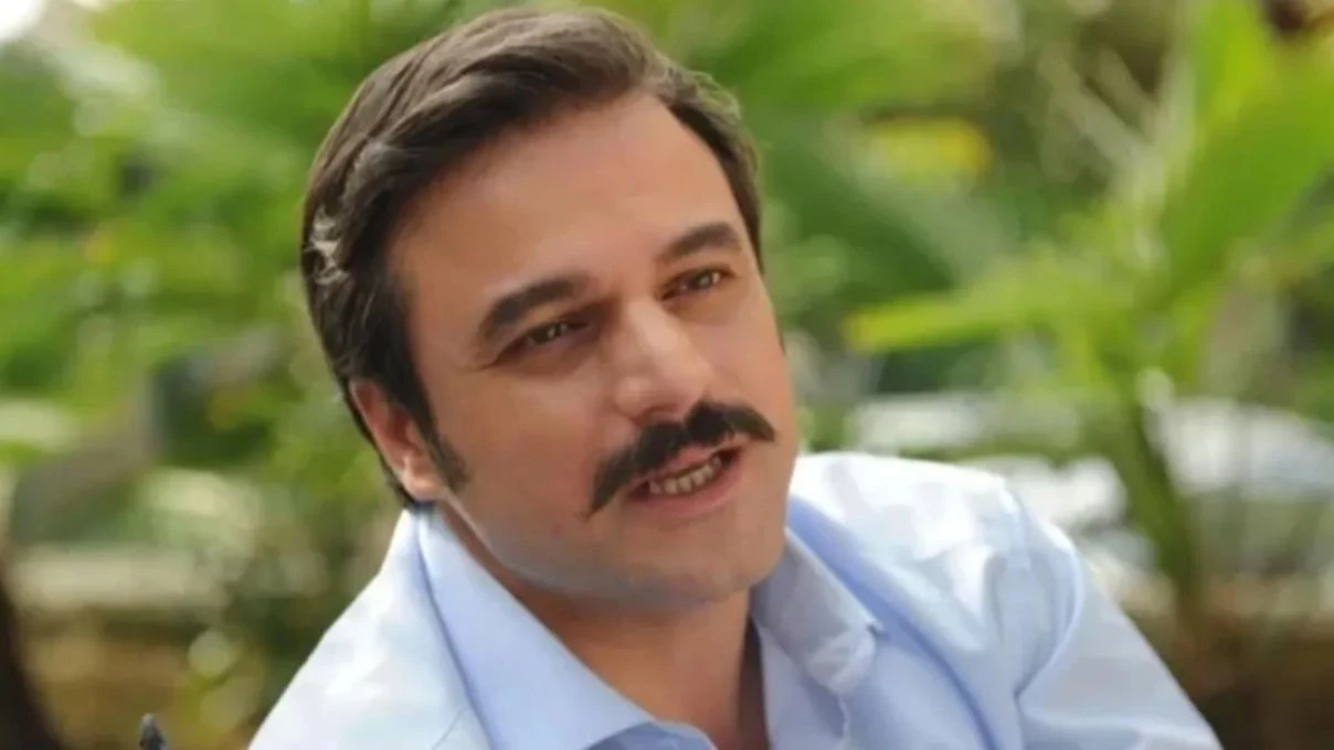 Karaciger nakli olan Ufuk Ozkandan aile pozu