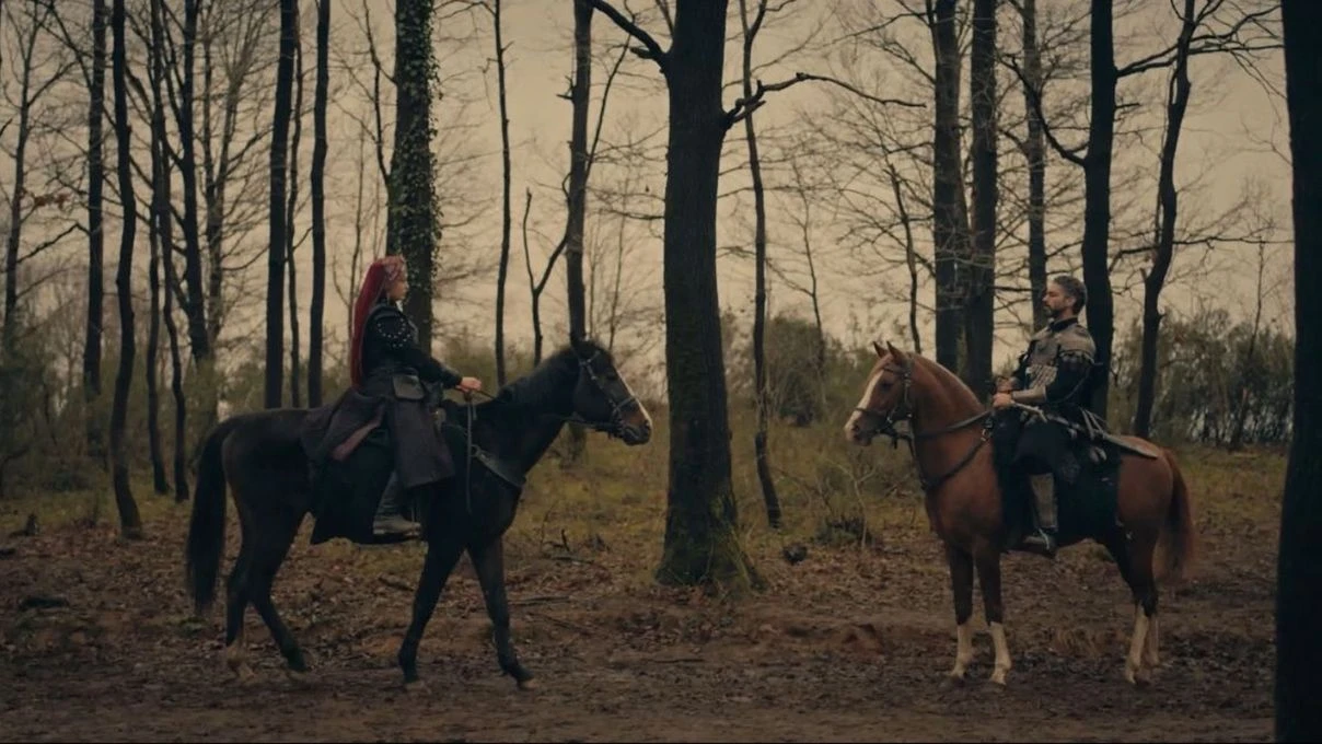 Kurulus Orhan setinde surpriz ask Sukru Ozyildiz ile Cemre Gumeli sevgili mi