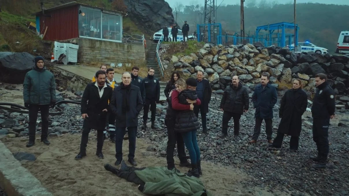 Arka Sokaklar Rıza Baba ölüyor mu? Rıza Baba’ya ne olacak? 5 Arka Sokaklar Rıza Baba ölüyor mu? Rıza Baba’ya ne olacak?