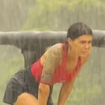 Survivor 19 Subat 2026 Unluler Gonulluler odul oyunu hangi takim kazandi Iste en iyi adayi kazanan takim