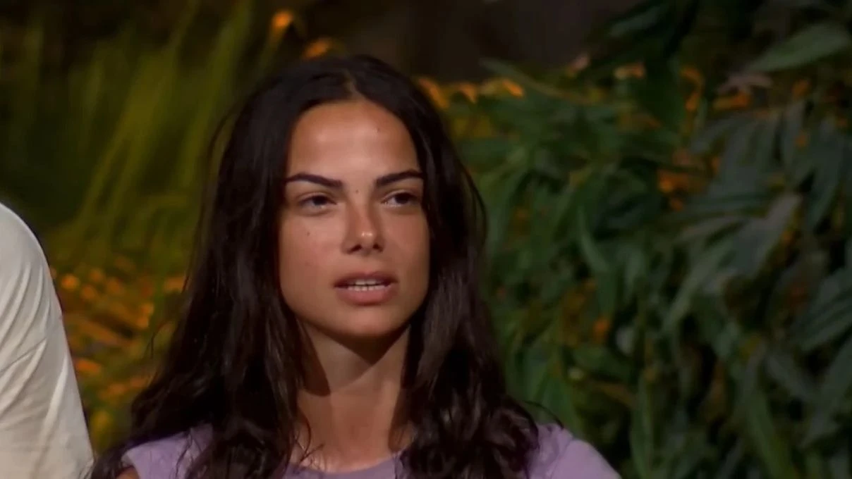 “Baba kız ilişkimiz hiç olmadı” demişti! Survivor Beyza Gemici babasından mektup geldiğini duyunca gözyaşlarına boğuldu! 