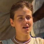 Survivor Linanin yurek burkan hayat hikayesi Iletisim odulu oncesi gozyaslarina boguldu