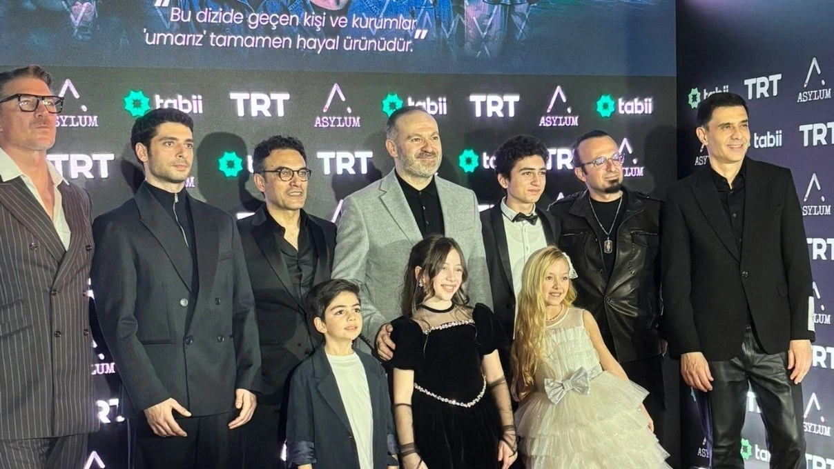 Tabiide yayinlanacak Asylum dizisi icin gorkemli gala Ilk kareler geldi