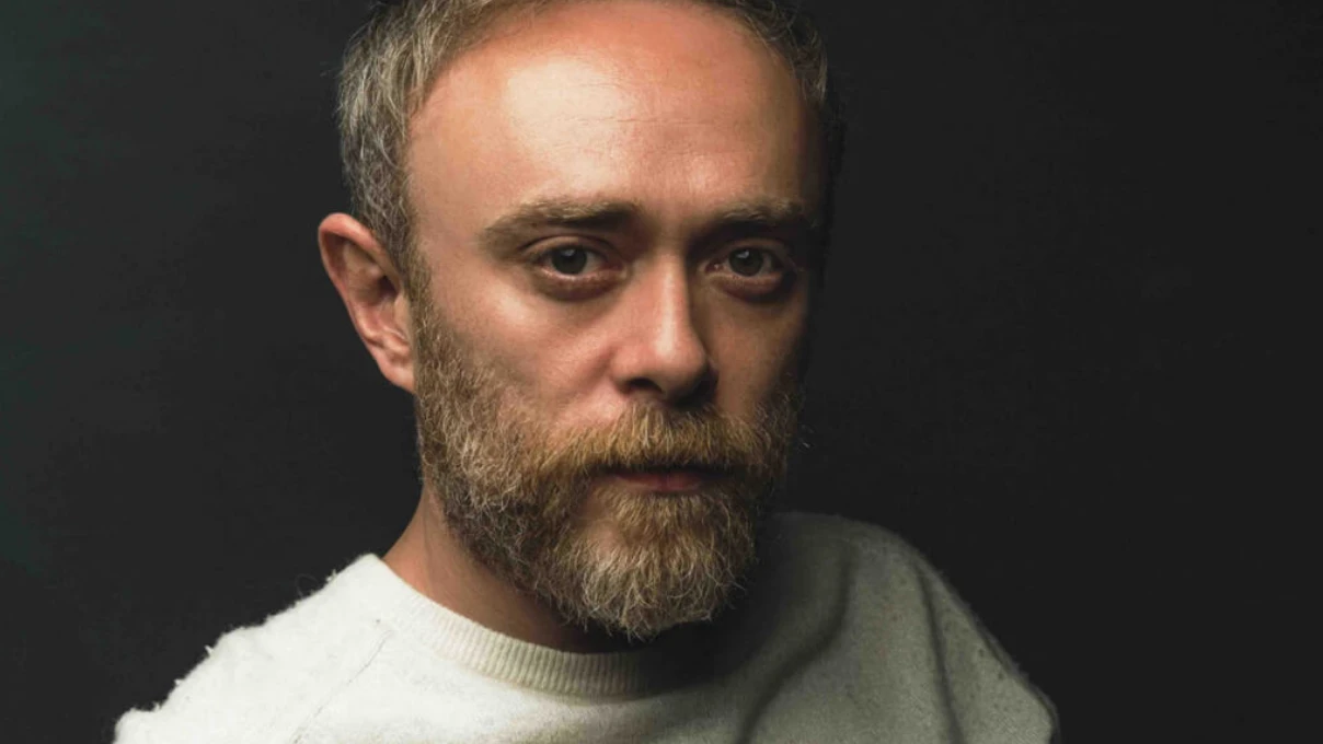 Tansu Biçer dünya sahnesine ‘Sarı Zarflar’la açılıyor! En iyi başrol oyuncu performansı ödülüne aday 4 Tansu Bicer