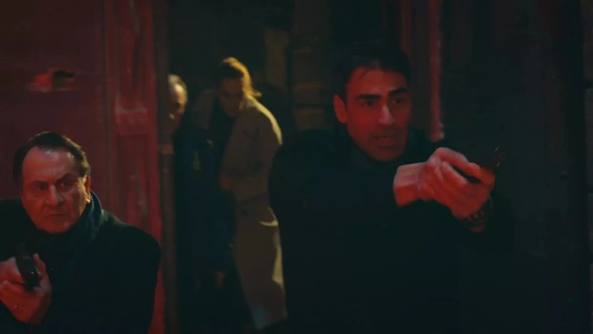 arka sokaklar 742. bolumde mehmet karahanli ya gonderme