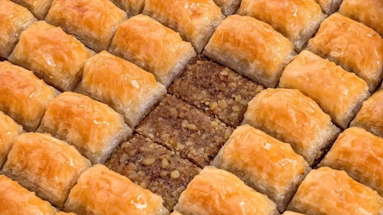 baklavalık yufkadan çıtır cevizli baklava tarifi 2026