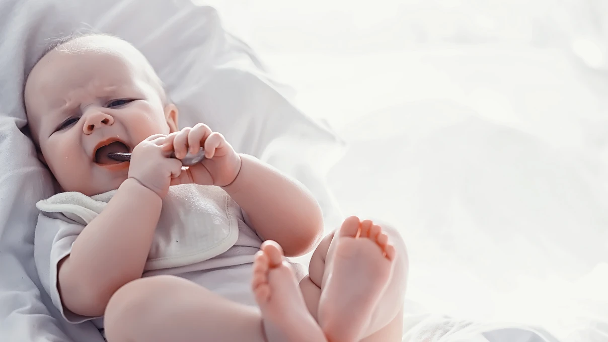 Bebeklerdeki reflüye dikkat! Gaz ağrısıyla karıştırılıyor 8 bebek 6