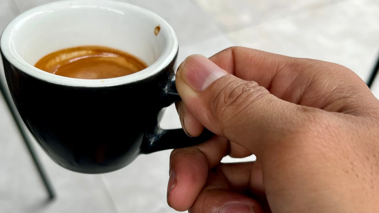 Ramazanda baş ağrısı yaşayanlar bu hatayı yapıyor! Uzman isimden kafein uyarısı 10 kafein 1