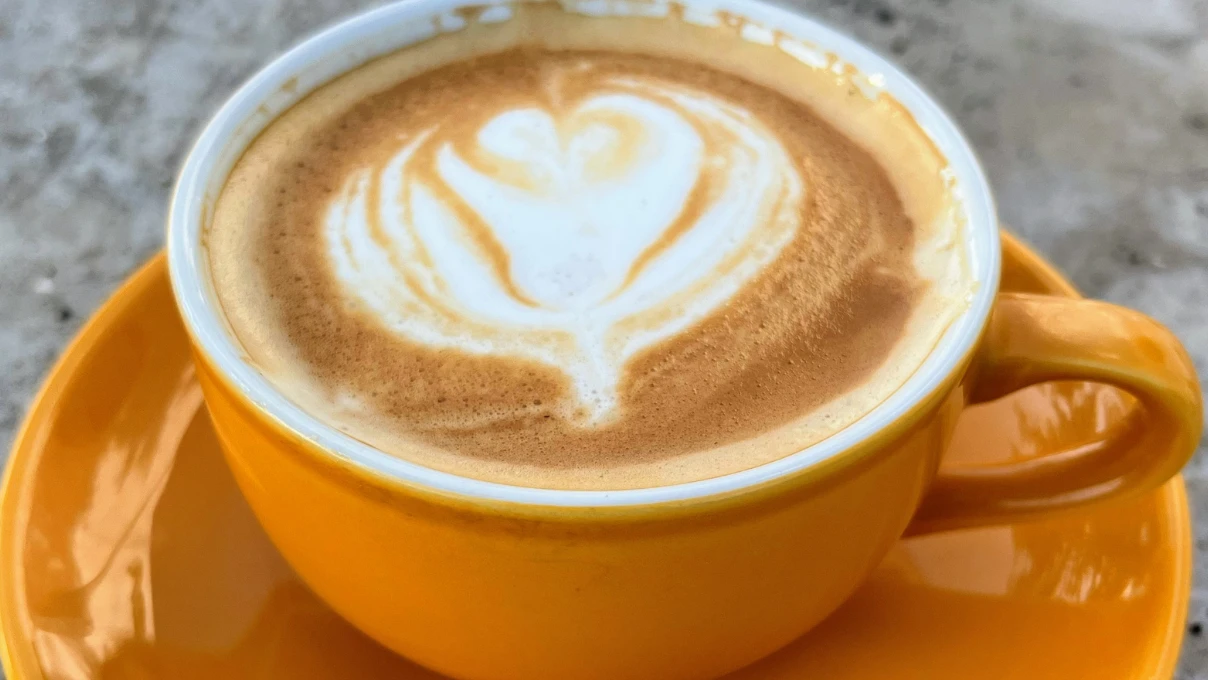 Ramazanda baş ağrısı yaşayanlar bu hatayı yapıyor! Uzman isimden kafein uyarısı 4 kafein 4