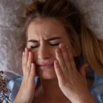 Sadece 10 dakikalık muhteşem karanfil yöntemi! Gece yatmadan mutlaka yapın