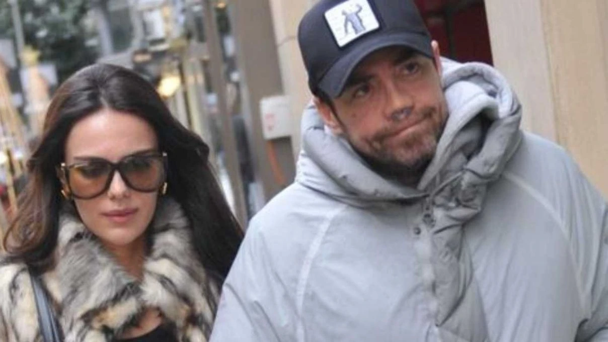 Murat Dalkılıç 12. burun ameliyatını oldu! Başarılı şarkıcı tekrardan 13. kez ameliyat olacak 9 Murat Dalkılıç 12. burun ameliyatını oldu! Başarılı şarkıcı tekrardan 13. kez ameliyat olacak