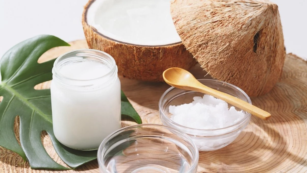 Büşra Çalışkan’dan altın değerinde maske! İçeriğiyle cildi parlatıyor