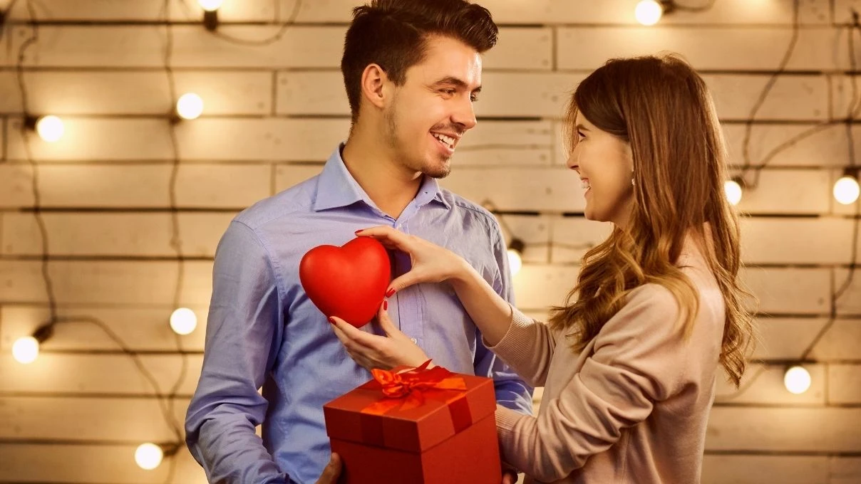 14 Şubat Sevgililer Günü: Aşk mı, ticaret mi? Araştırmalar bakın ne diyor