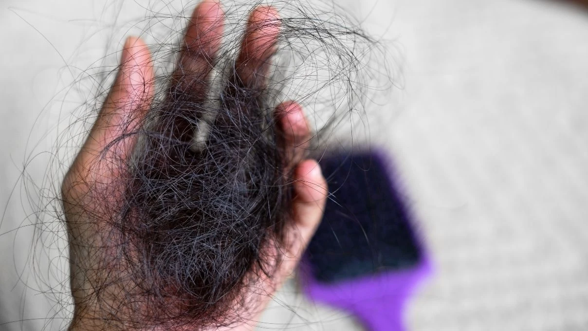 Dökülen saçlara elveda! Günde bir kez içmeniz yeterli