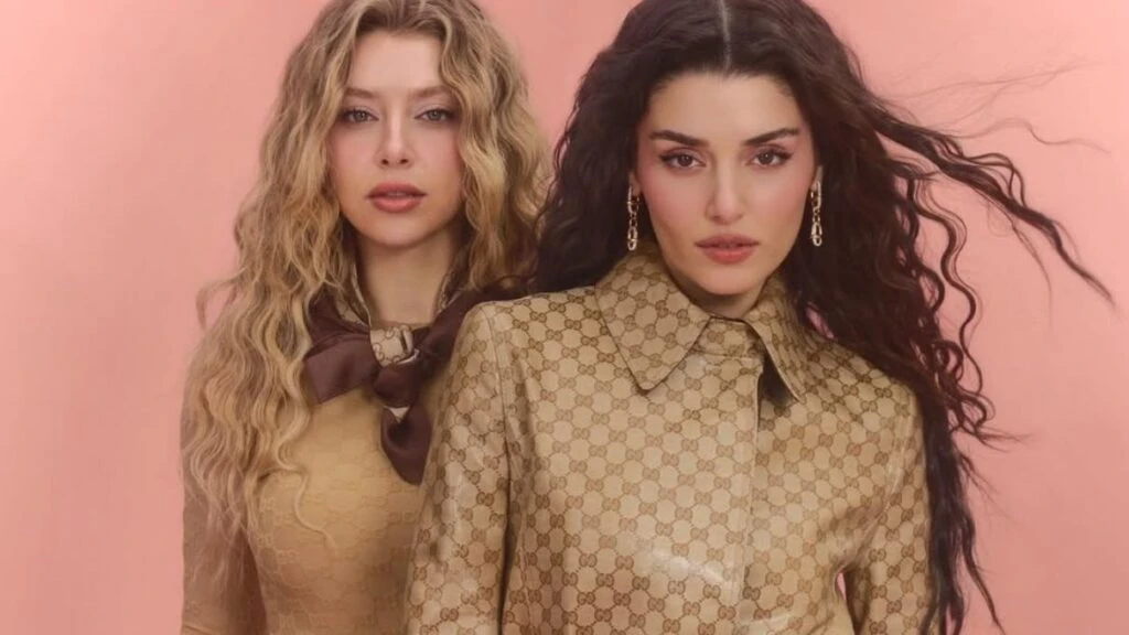 Hande Erçel ve Gamze Erçel’in fotoğrafları gündem oldu! Kız kardeşler güzellikleriyle dikkat çekti