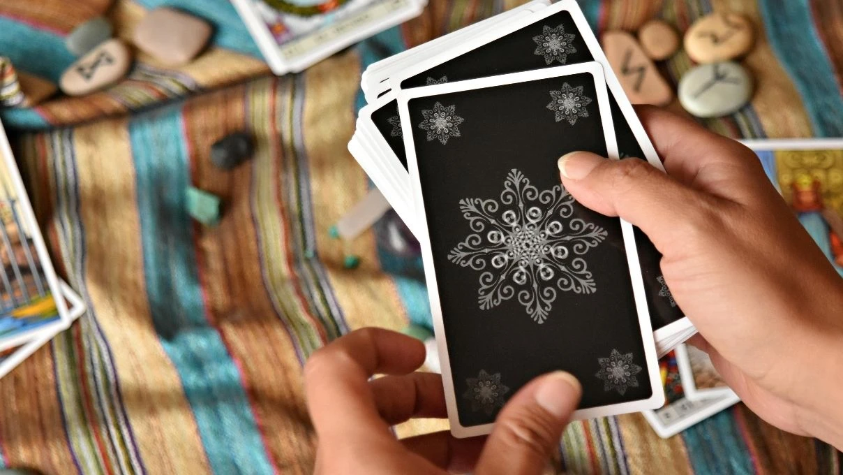 Günlük tarot kart açılımı 20 Mart 2026! Kişisel otorite sizler netliğe götürecek